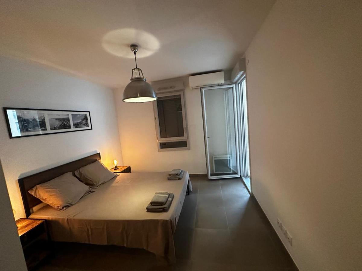 Superbe Appartement Terrasse 2P A 5 Min A Pied Du Vieux Nice, Du Port Et Du Tram ภายนอก รูปภาพ