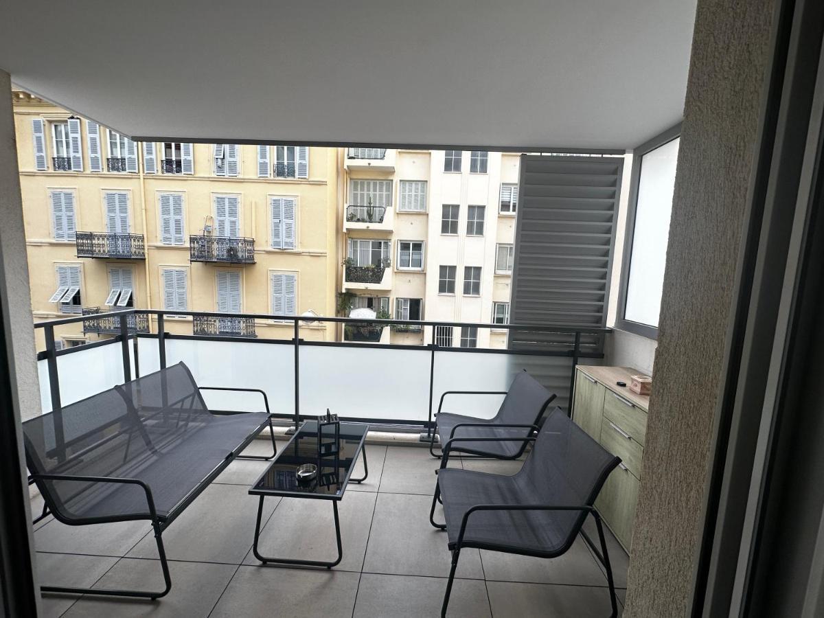 Superbe Appartement Terrasse 2P A 5 Min A Pied Du Vieux Nice, Du Port Et Du Tram ภายนอก รูปภาพ